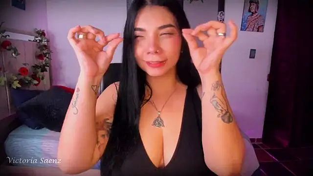 victoriaasaenz  online show from 07/16/26, 12:51