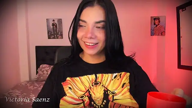 victoriaasaenz  online show from 11/07/25, 12:37