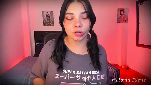 victoriaasaenz  online show from 10/12/25, 12:45
