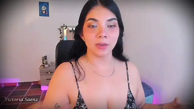 victoriaasaenz  online show from 01/14/26, 12:36