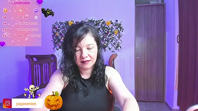 yuya ss online show from 10/31/25, 02:46