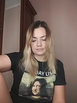 KrissSexi online show from 11/03/25, 08:29