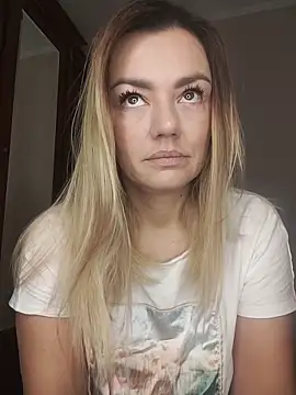 KrissSexi online show from 11/14/25, 07:34