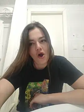 Snapshot of KrissSexi chatting on 03/26/26, 06:17 KrissSexi online show from 03/26/26, 06:17