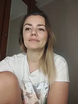 KrissSexi online show from 12/01/25, 04:57