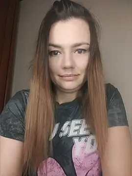 Snapshot of KrissSexi chatting on 04/09/26, 04:47 KrissSexi online show from 04/09/26, 04:47