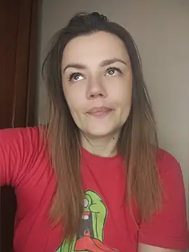 KrissSexi online show from 05/20/26, 07:00