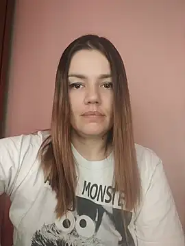 Snapshot of KrissSexi chatting on 04/15/26, 10:21 KrissSexi online show from 04/15/26, 10:21