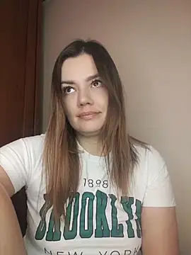 Snapshot of KrissSexi chatting on 04/06/26, 07:09 KrissSexi online show from 04/06/26, 07:09