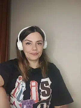 KrissSexi online show from 04/28/26, 03:49