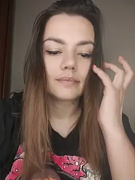 KrissSexi online show from 05/05/26, 08:56