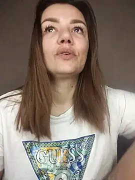 Snapshot of KrissSexi chatting on 02/18/26, 04:43 KrissSexi online show from 02/18/26, 04:43