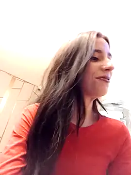 Snapshot of AmeliaJune chatting on 11/29/25, 11:43 AmeliaJune online show from 11/29/25, 11:43