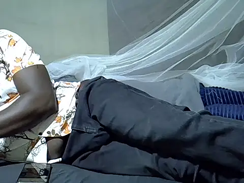 Leebwoy20 online show from 02/10/26, 07:51