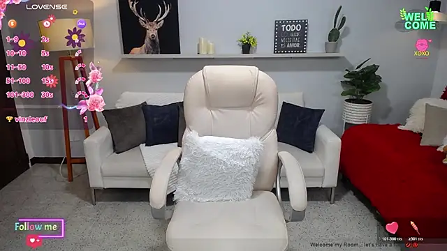 Bianca     online show from 11/17/25, 11:20