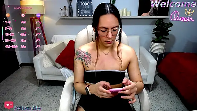 Bianca     online show from 02/25/26, 12:00