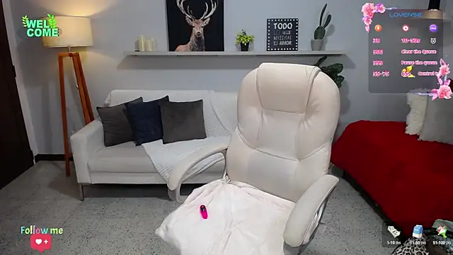 Bianca     online show from 10/18/25, 12:34