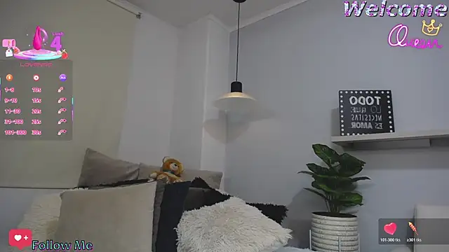Snapshot of Bianca____ chatting on 04/18/26, 12:02 Bianca online show from 04/18/26, 12:02