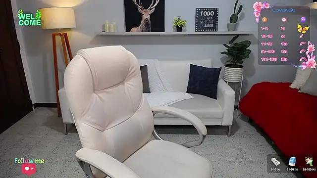 Bianca     online show from 10/10/25, 01:17