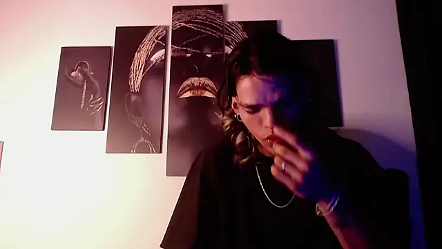 AlbertBernal69 online show from 11/08/25, 03:10