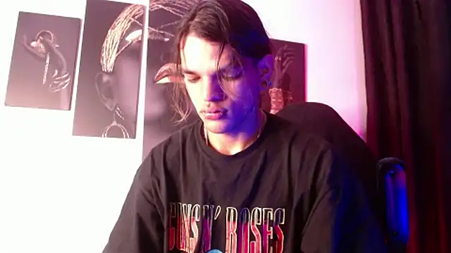 AlbertBernal69 online show from 11/13/25, 11:47