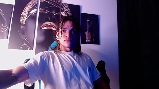 AlbertBernal69 online show from 11/06/25, 03:43