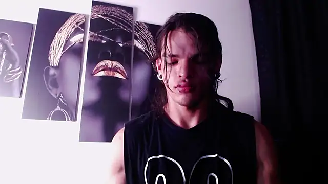 AlbertBernal69 online show from 10/30/25, 01:15