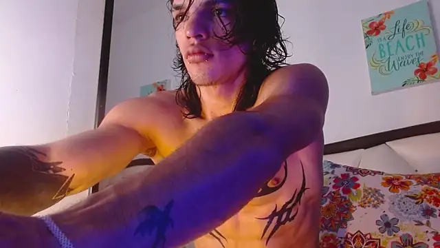 AlbertBernal69 online show from 10/28/25, 11:53