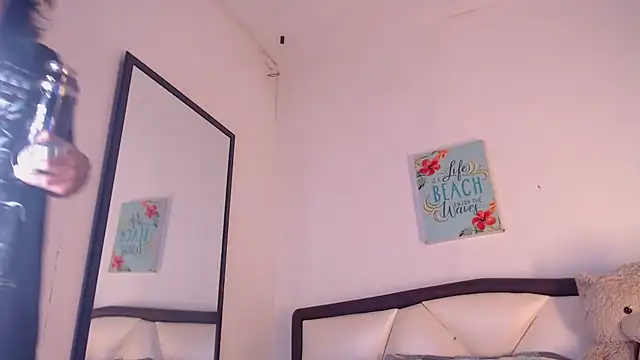 AlbertBernal69 online show from 11/27/25, 03:18