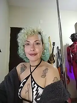 MariLouM online show from 07/06/26, 10:56