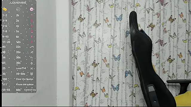 Snapshot of Sweet_Riya chatting on 10/06/25, 02:57 Sweet Riya online show from 10/06/25, 02:57
