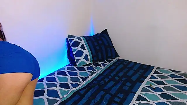 Mehottie29 online show from 10/28/25, 04:24