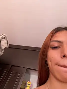 Snapshot of caroldirty chatting on 01/07/25, 05:31 caroldirty online show from 01/07/25, 05:31