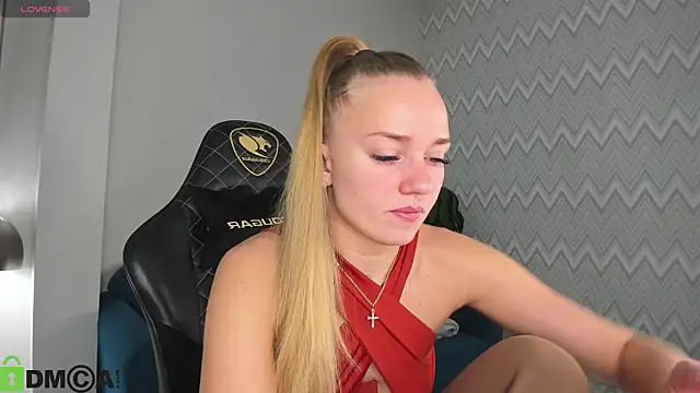 Barbie Lis online show from 10/25/25, 12:21