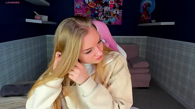 Barbie Lis online show from 11/30/25, 01:28