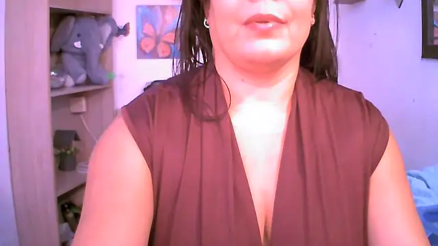 Snapshot of ChiaraFioree chatting on 04/29/26, 08:04 ChiaraFioree online show from 04/29/26, 08:04