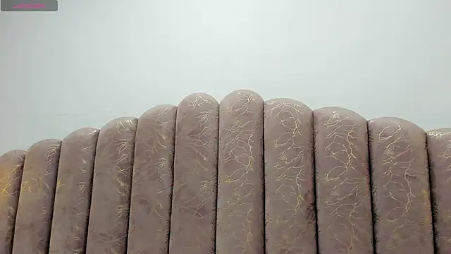 Snapshot of ZiaCalifa chatting on 12/19/25, 11:12 ZiaCalifa online show from 12/19/25, 11:12