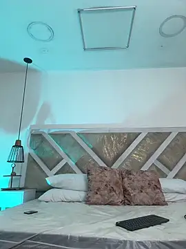 Snapshot of ZiaCalifa chatting on 02/23/26, 12:17 ZiaCalifa online show from 02/23/26, 12:17