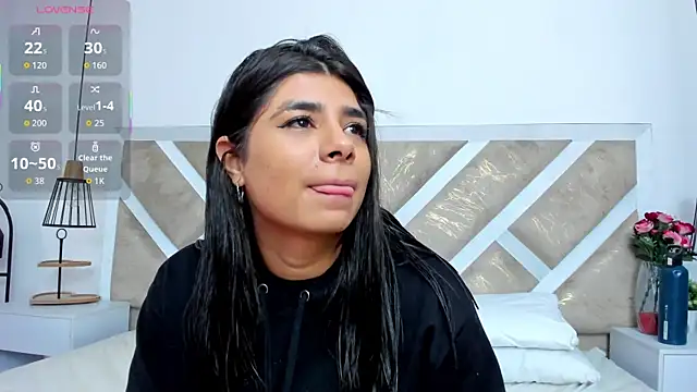 Snapshot of ZiaCalifa chatting on 02/12/26, 12:05 ZiaCalifa online show from 02/12/26, 12:05