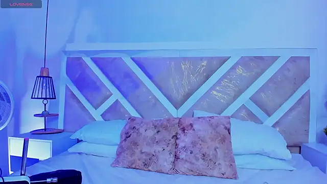 Snapshot of ZiaCalifa chatting on 02/22/26, 12:07 ZiaCalifa online show from 02/22/26, 12:07