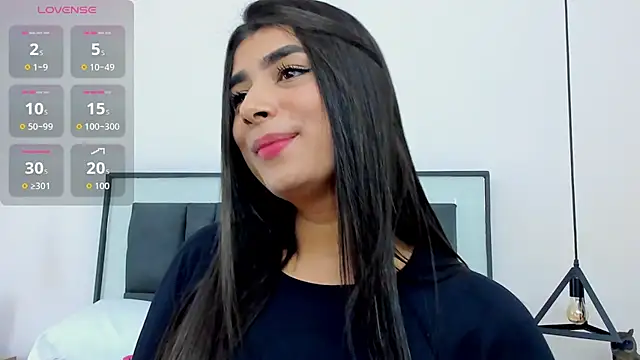 Snapshot of ZiaCalifa chatting on 09/29/25, 12:00 ZiaCalifa online show from 09/29/25, 12:00