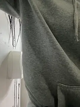 Snapshot of ZiaCalifa chatting on 11/19/25, 09:53 ZiaCalifa online show from 11/19/25, 09:53