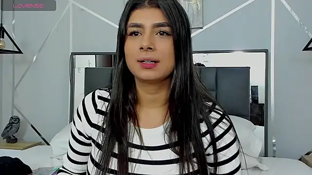Snapshot of ZiaCalifa chatting on 03/22/25, 12:14 ZiaCalifa online show from 03/22/25, 12:14