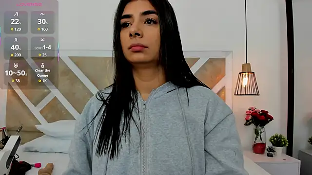 Snapshot of ZiaCalifa chatting on 06/30/26, 11:32 ZiaCalifa online show from 06/30/26, 11:32