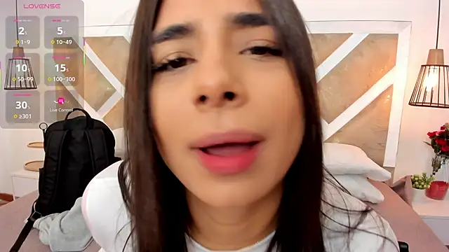 Snapshot of ZiaCalifa chatting on 07/11/26, 11:54 ZiaCalifa online show from 07/11/26, 11:54