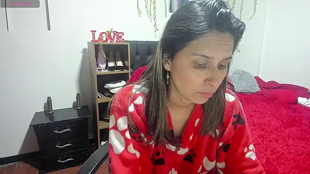 lauren ashlee online show from 11/19/25, 02:55