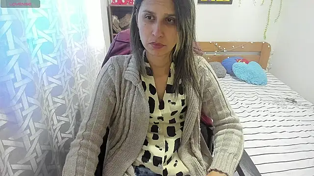 lauren ashlee online show from 11/11/25, 09:20