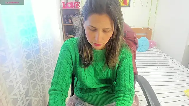 lauren ashlee online show from 10/19/25, 04:10