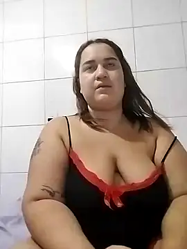 Snapshot of MinaBoss chatting on 12/05/25, 01:38 MinaBoss online show from 12/05/25, 01:38