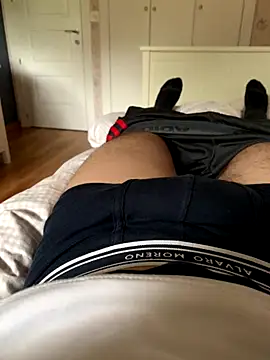 sergigomez online show from 10/31/25, 02:02